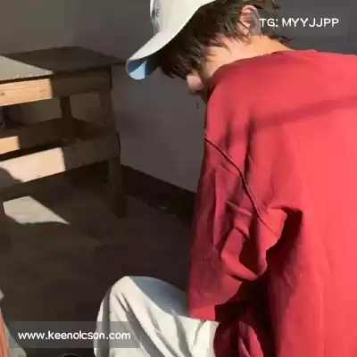 滑璇鸣